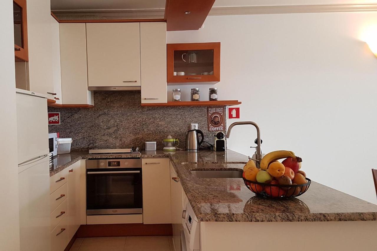 Lovelystay - Sea View Apartment With Pool & Garden Ericeira Exterior foto