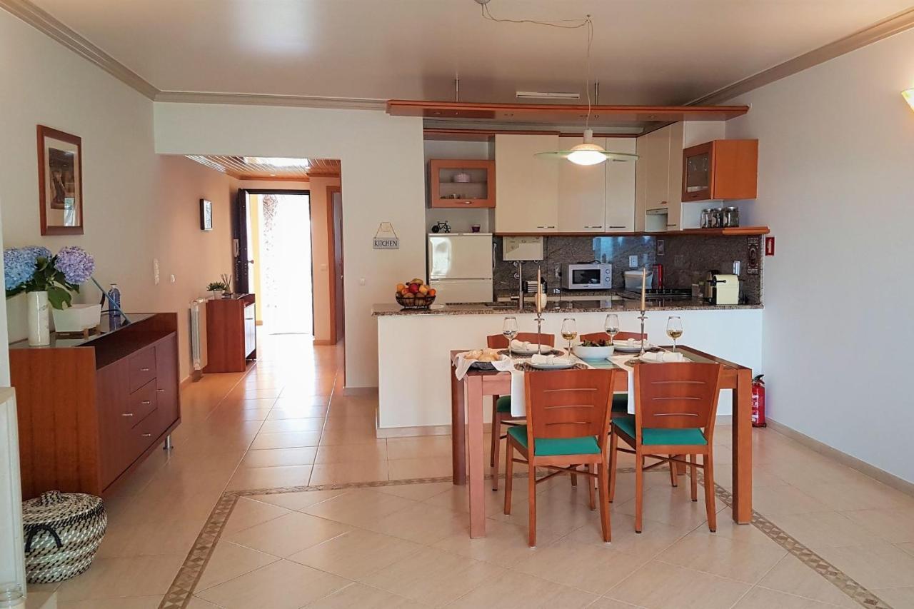 Lovelystay - Sea View Apartment With Pool & Garden Ericeira Exterior foto