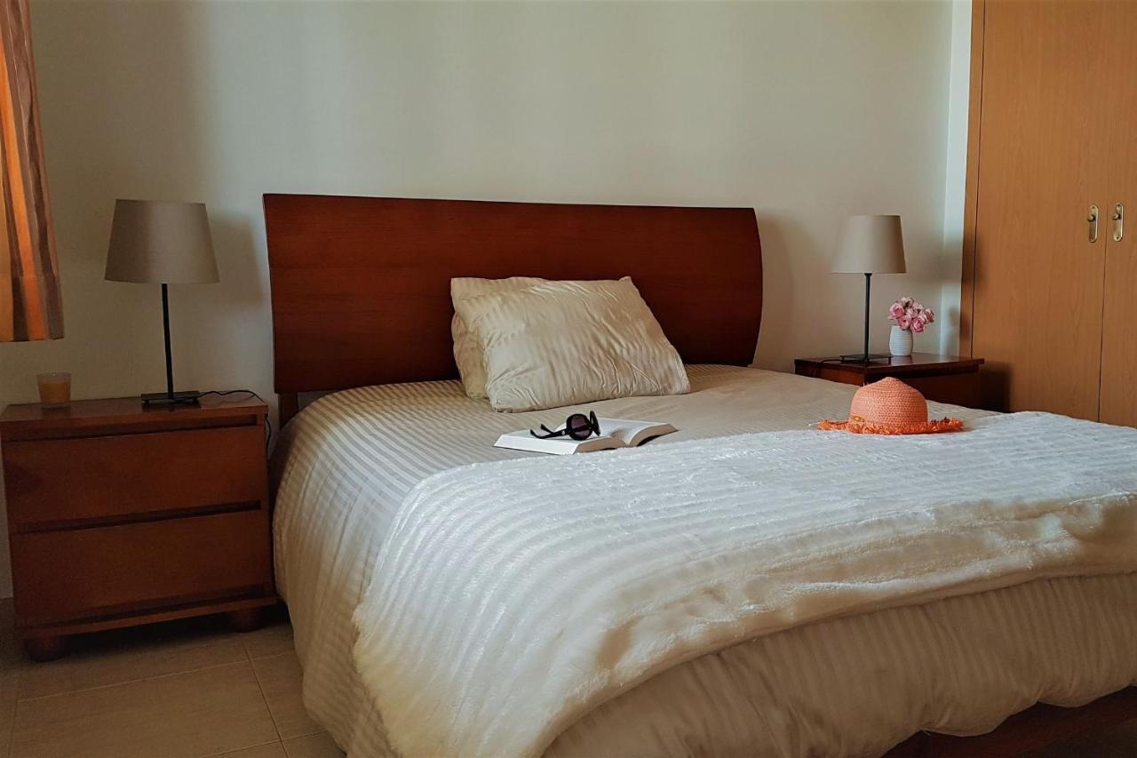 Lovelystay - Sea View Apartment With Pool & Garden Ericeira Exterior foto
